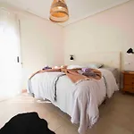 With Private Garden 200m From The Sea Vakantiehuis