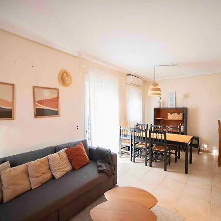 With Private Garden 200m From The Sea Tatil Evi Torrevieja