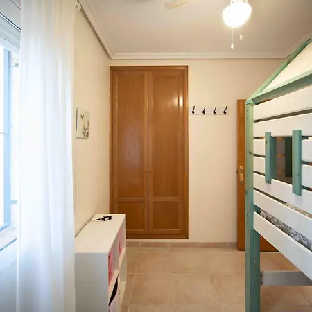 With Private Garden 200m From The Sea Ferienhaus