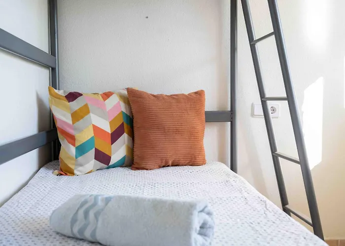 With Private Garden 200m From The Sea