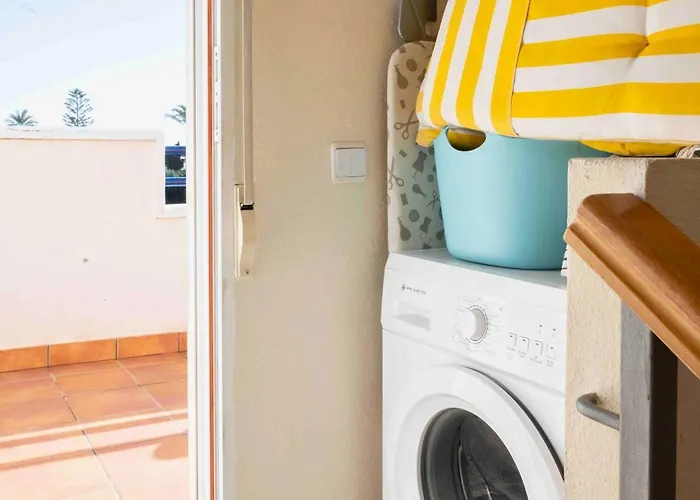 With Private Garden 200m From The Sea Torrevieja