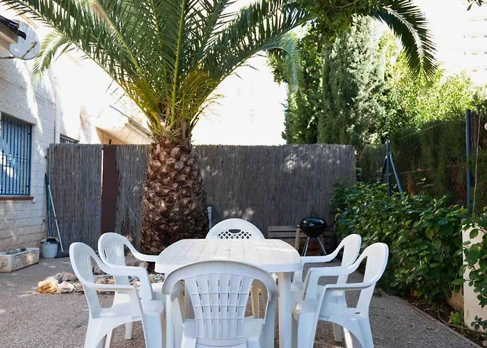 With Private Garden 200m From The Sea Casa vacanze Torrevieja
